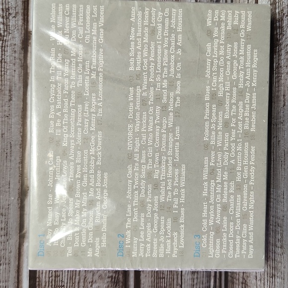 CD pack...The Country Outlaws. - Picture 2 of 9